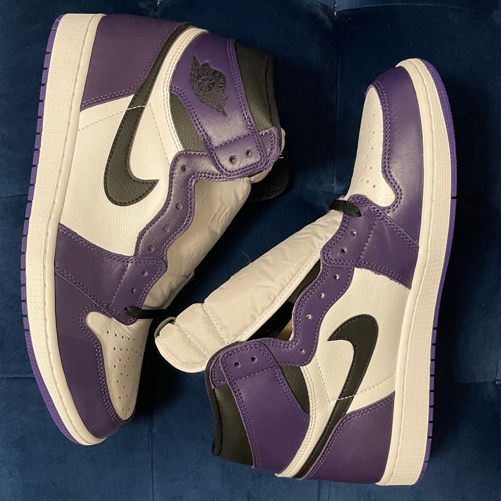 NEVER WORN - Nike Jordan 1 Retro High Court Purple White Sneaker Size 14